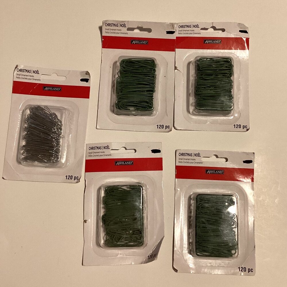Ashland Christmas Tree Silver & Green Ornament Hooks 120 Each Pack